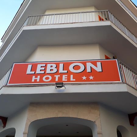 Hotel Leblon เอลอาเรนัล ภายนอก รูปภาพ
